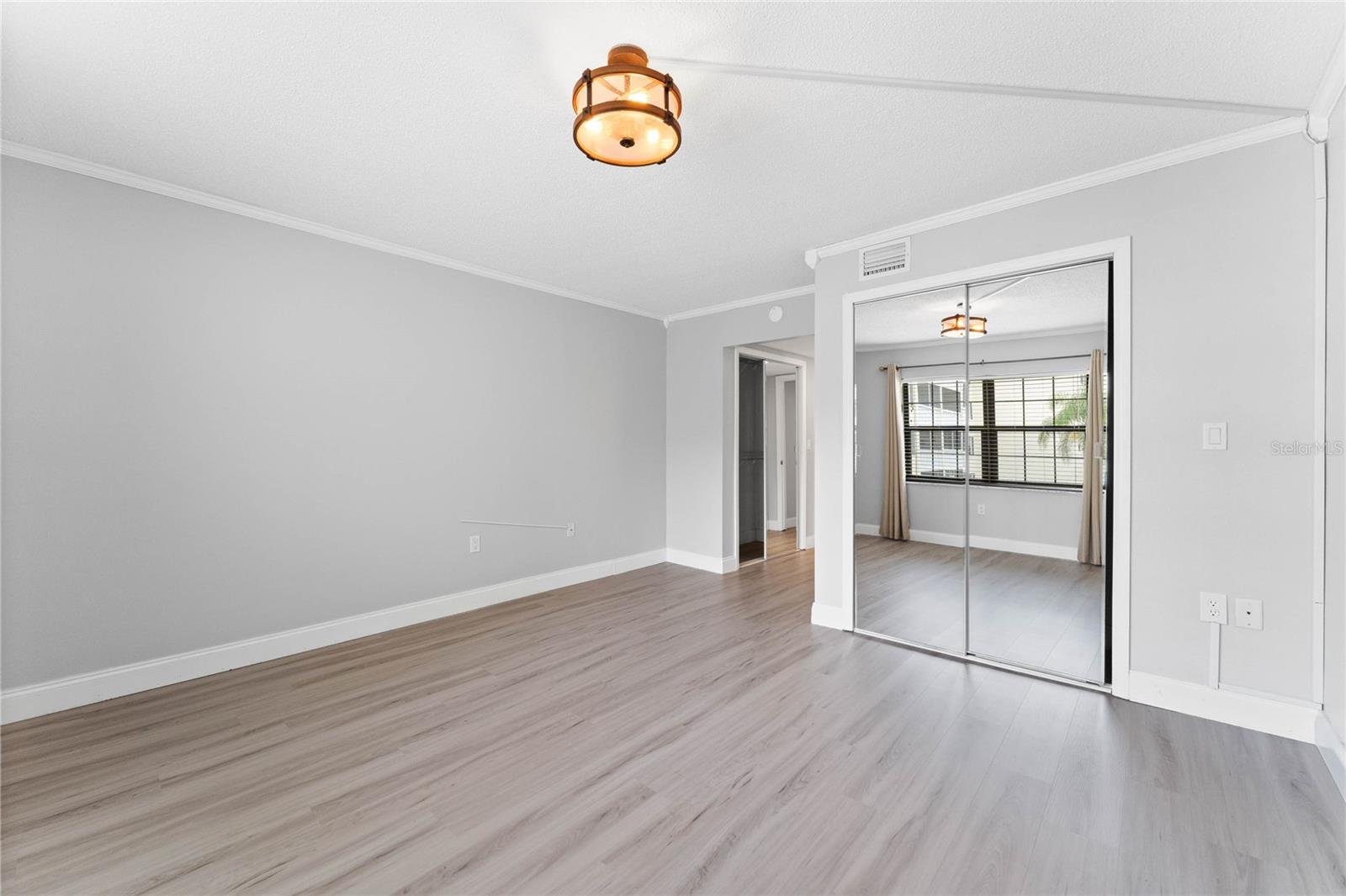 101 N GRANDVIEW ST #205, MOUNT DORA, FL, 32757