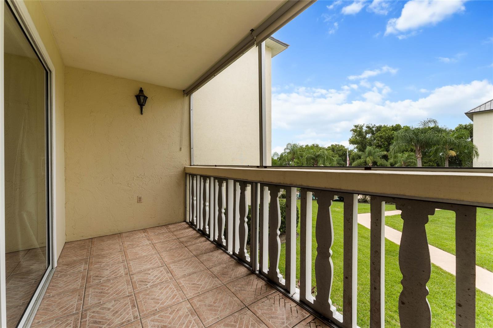 101 N GRANDVIEW ST #205, MOUNT DORA, FL, 32757