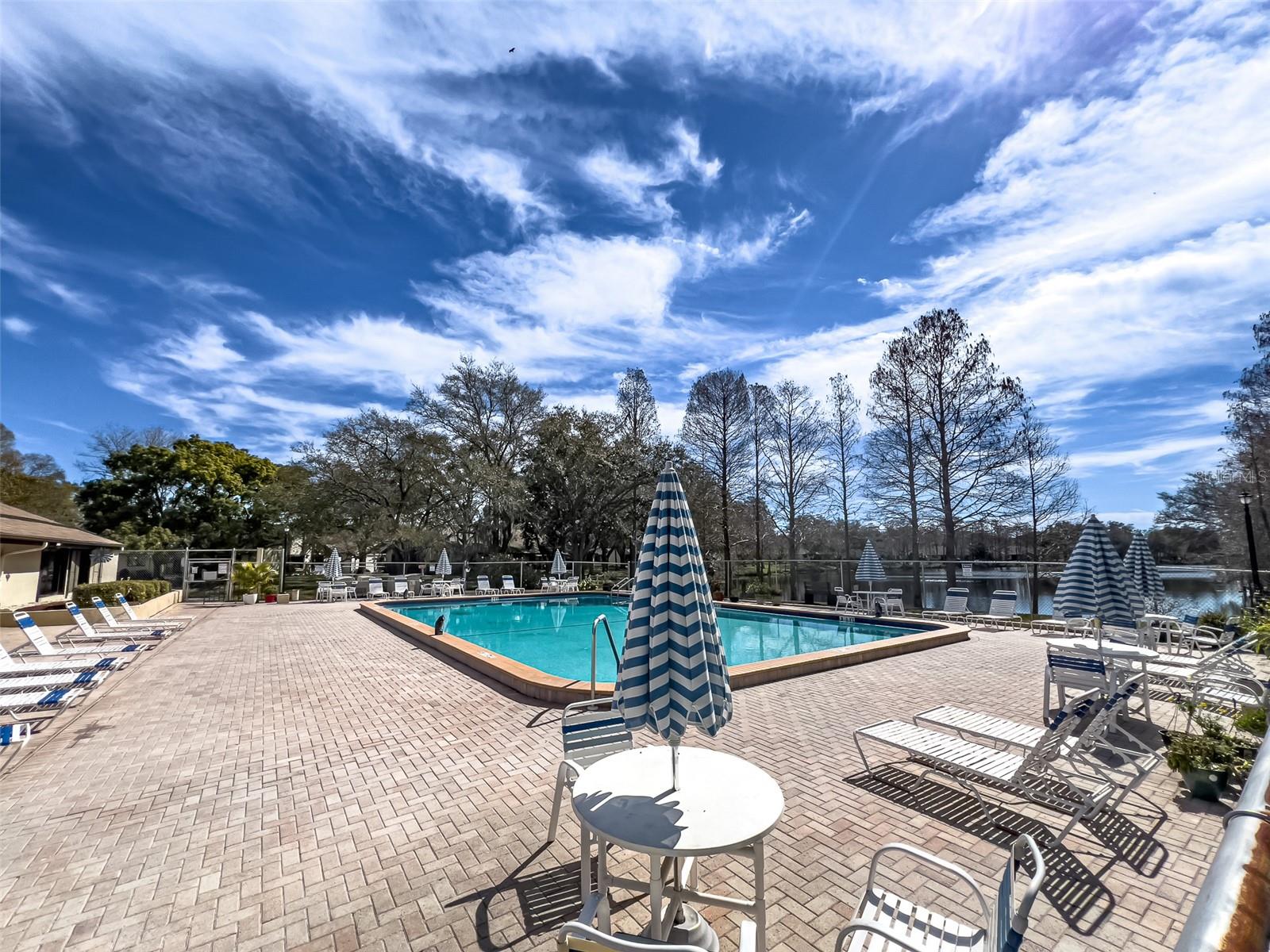 2555 ROYAL PINES CIR #15-C, CLEARWATER, FL, 33763