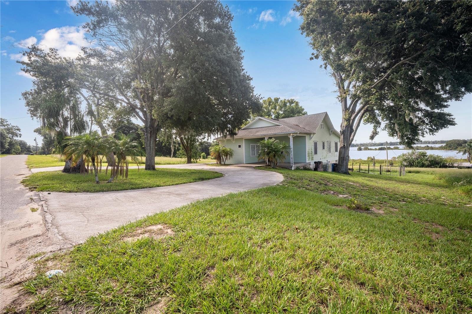 420 W GATES AVE, LAKE HAMILTON, FL, 33851