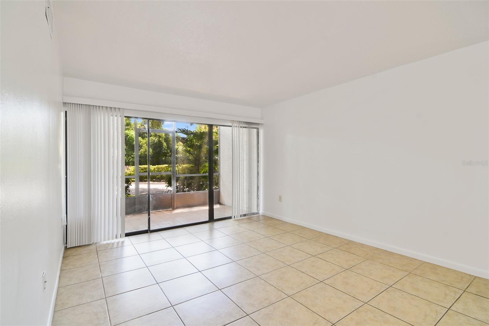 3294 S SEMORAN BLVD #12, ORLANDO, FL, 32822