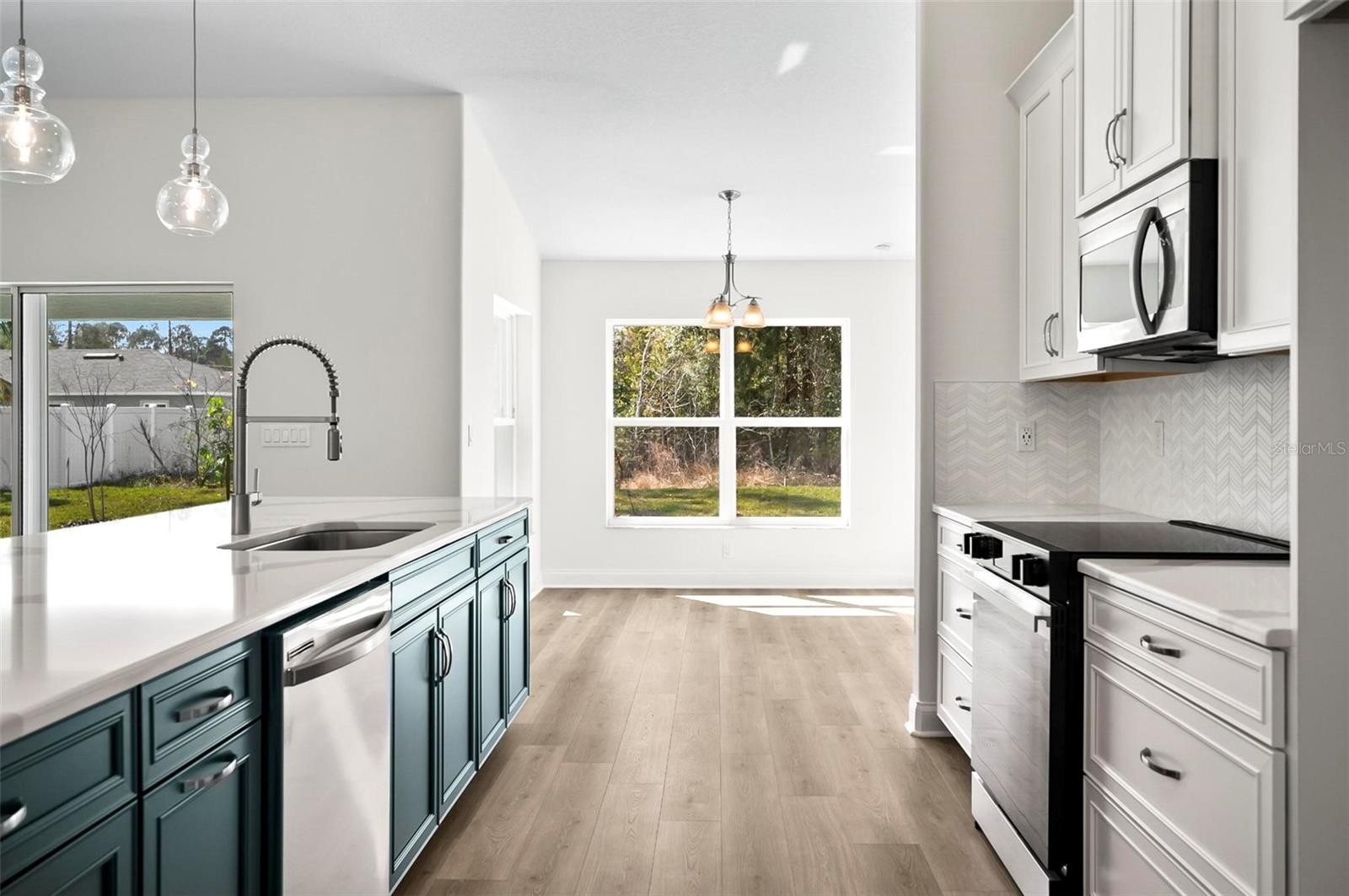 4 PINELARK LN, PALM COAST, FL, 32164