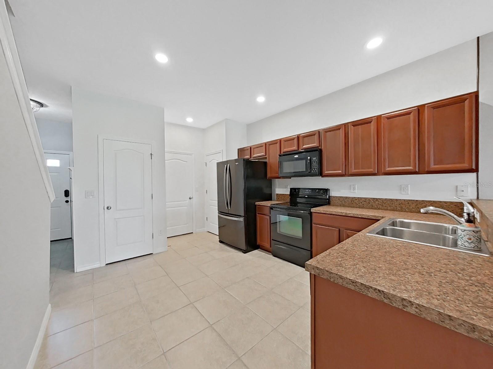 8724 TURNSTONE HAVEN PL, TAMPA, FL, 33619