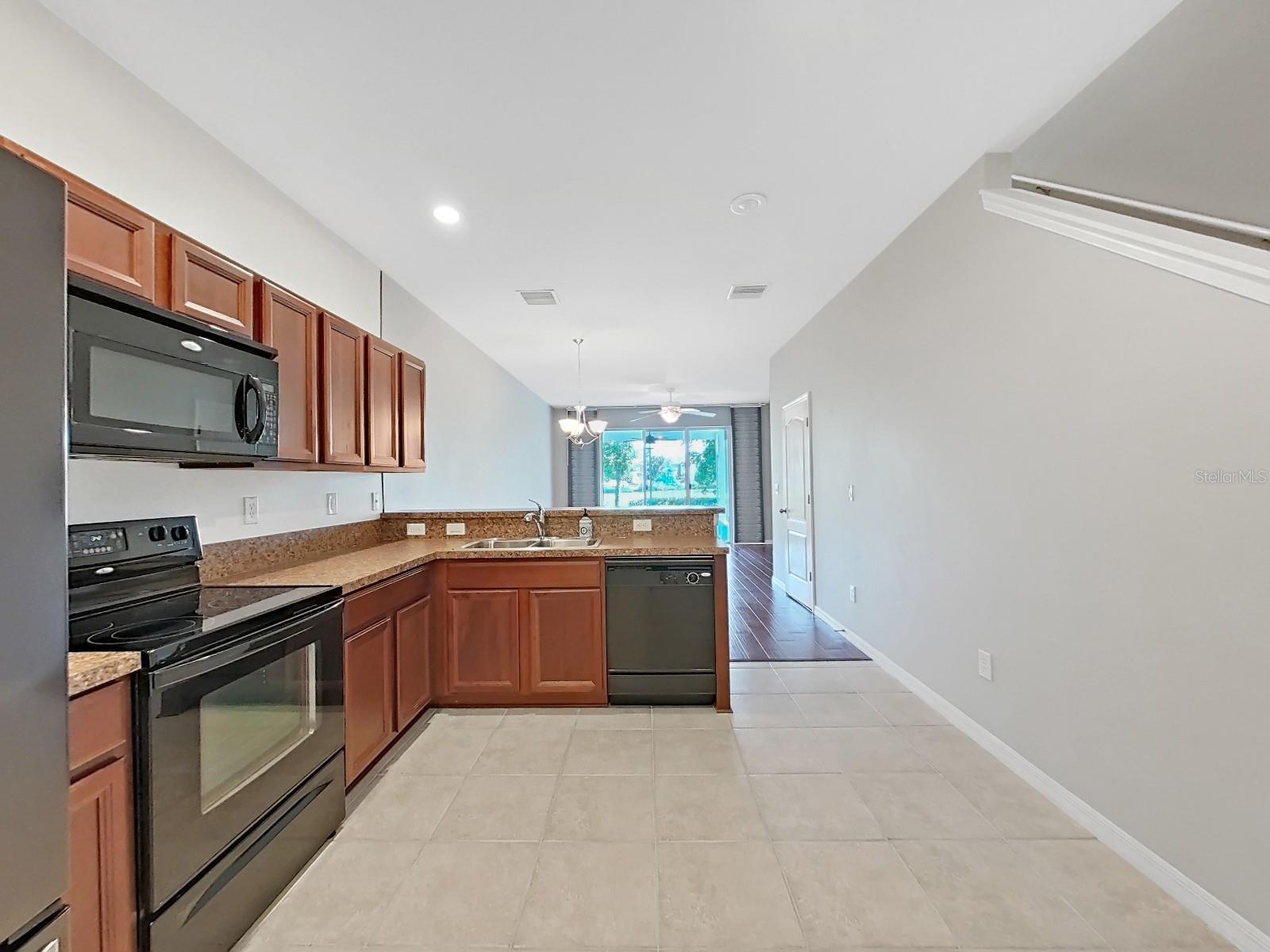 8724 TURNSTONE HAVEN PL, TAMPA, FL, 33619