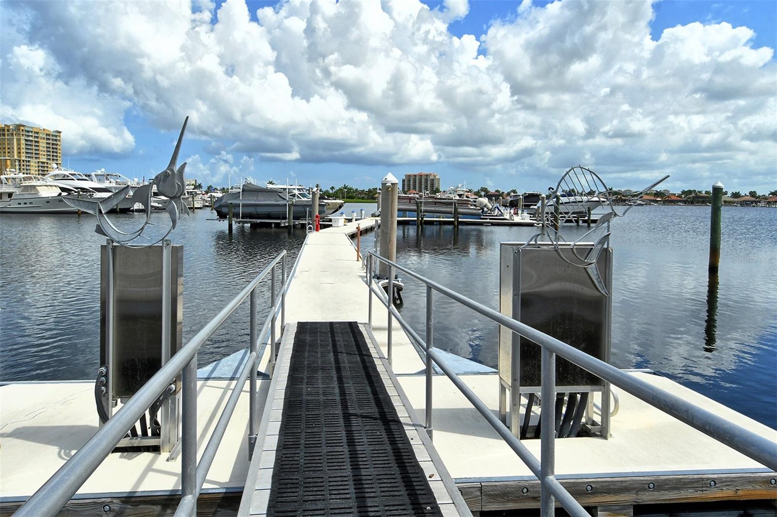 811 RIVIERA DUNES WAY, PALMETTO, FL, 34221