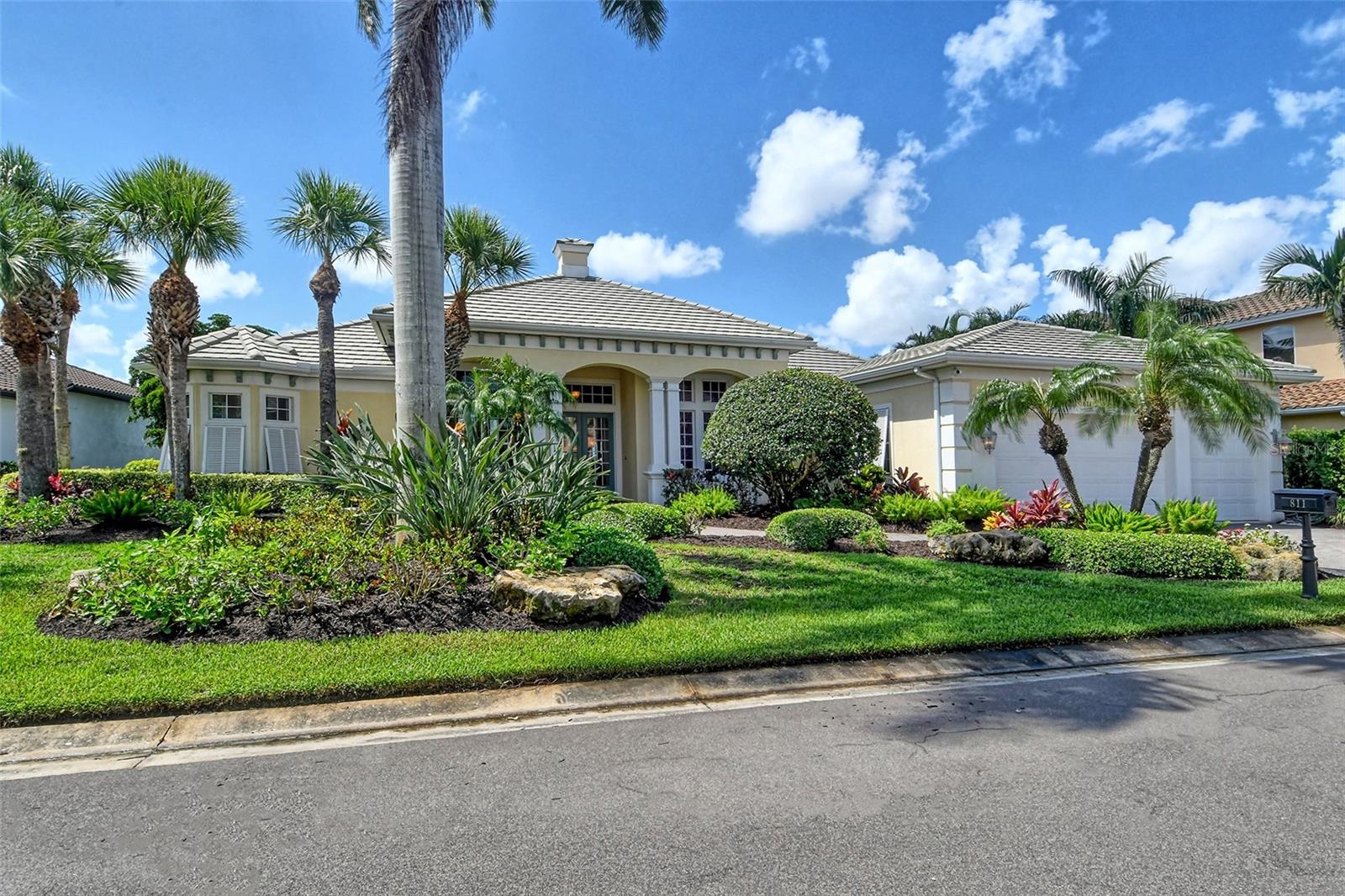 811 RIVIERA DUNES WAY, PALMETTO, FL, 34221