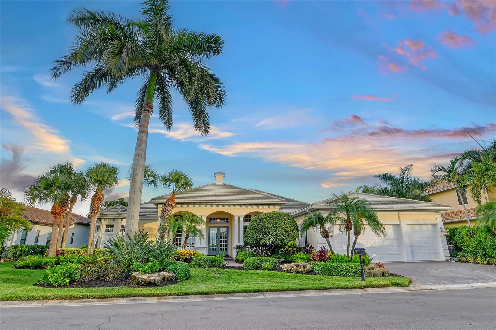 811 RIVIERA DUNES WAY, PALMETTO, FL, 34221