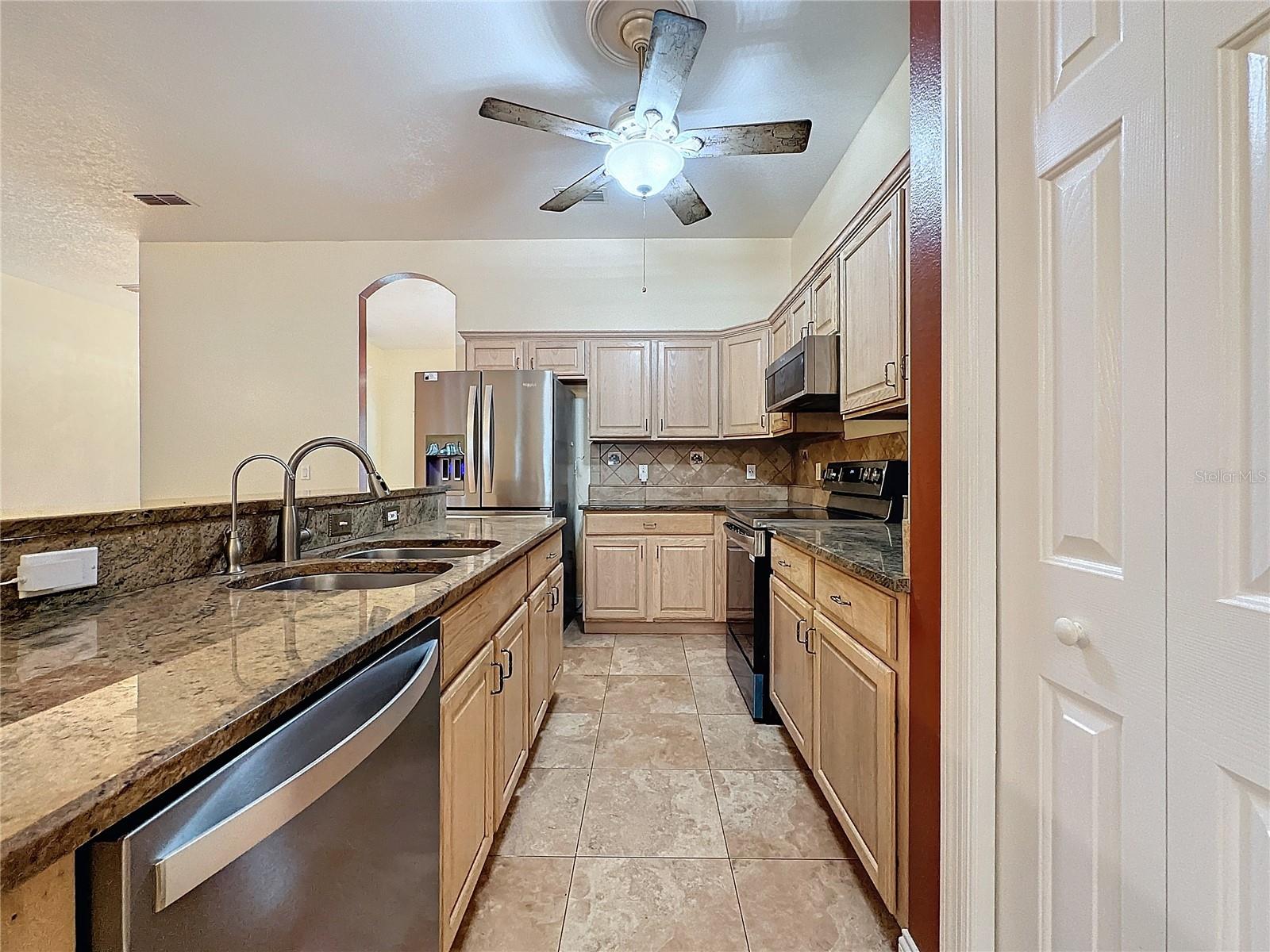 2376 GUNN RD, KISSIMMEE, FL, 34746