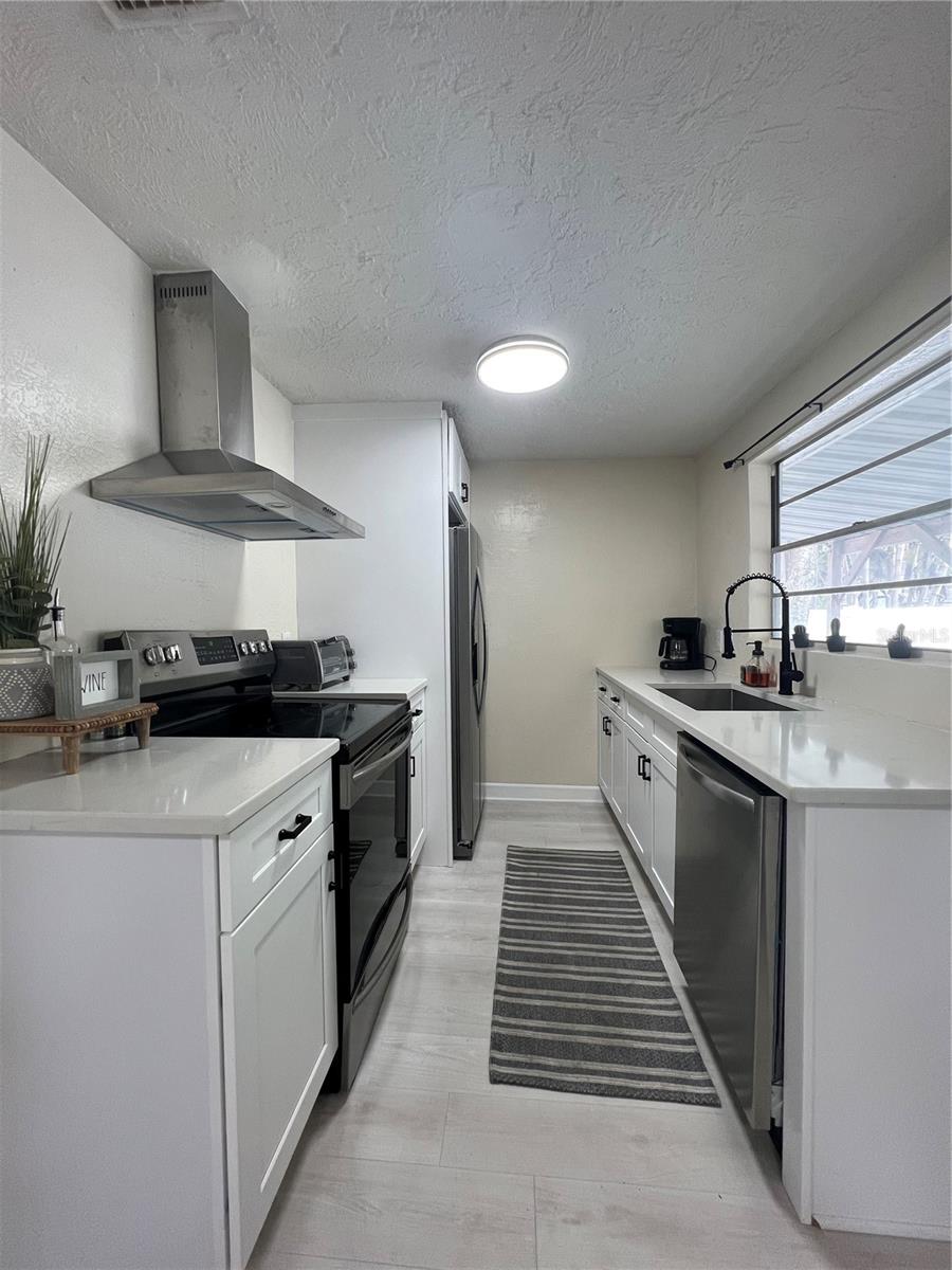 905 JONES ST, CLEARWATER, FL, 33755