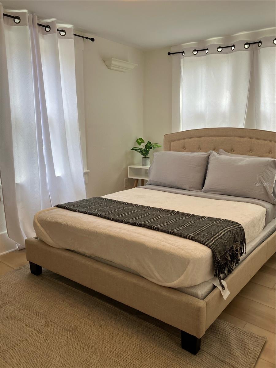 905 JONES ST, CLEARWATER, FL, 33755