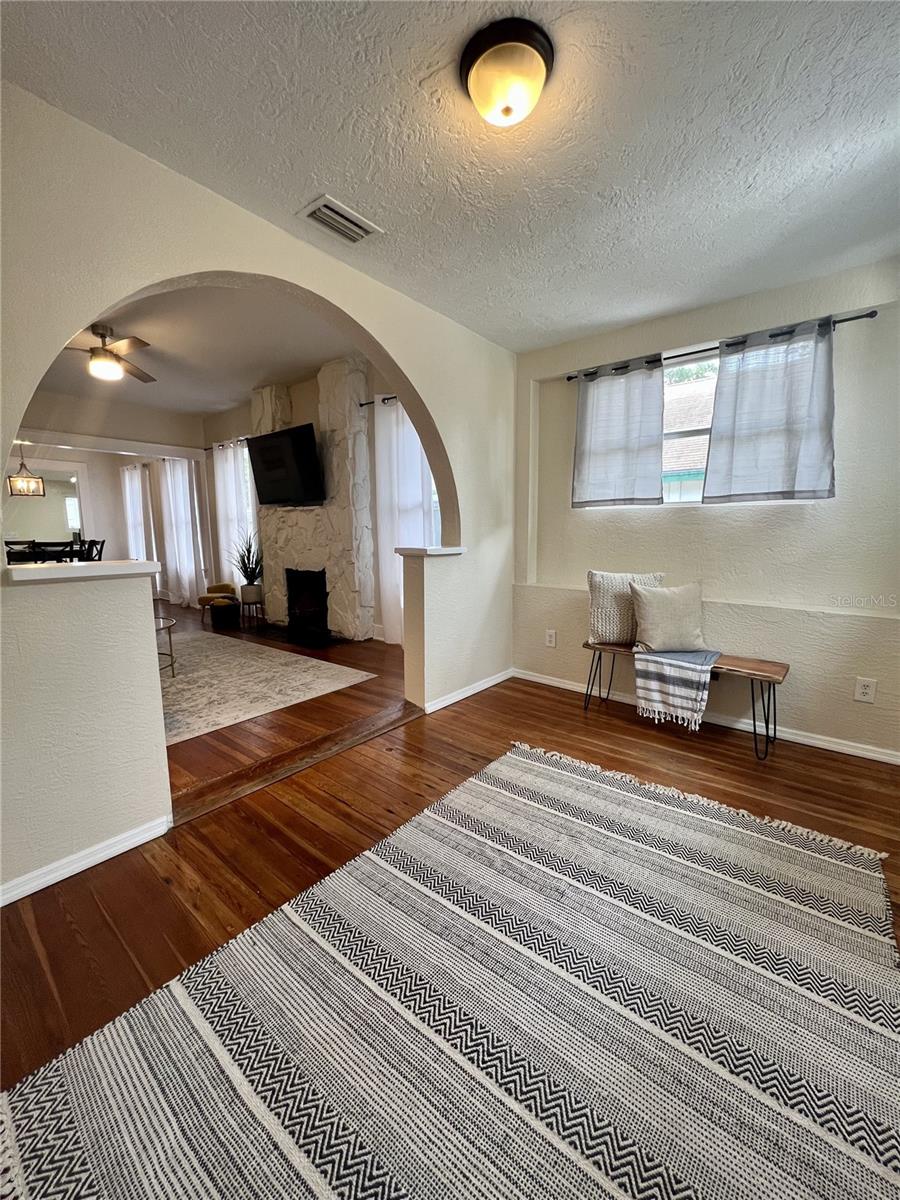 905 JONES ST, CLEARWATER, FL, 33755