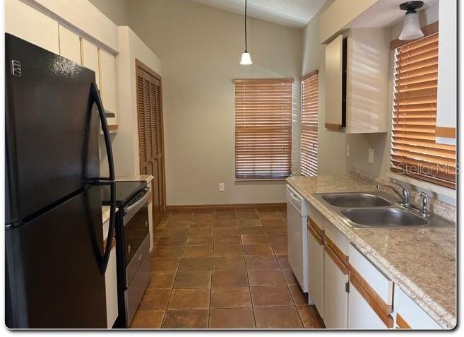 7019 VILLA ESTELLE DR, ORLANDO, FL, 32819