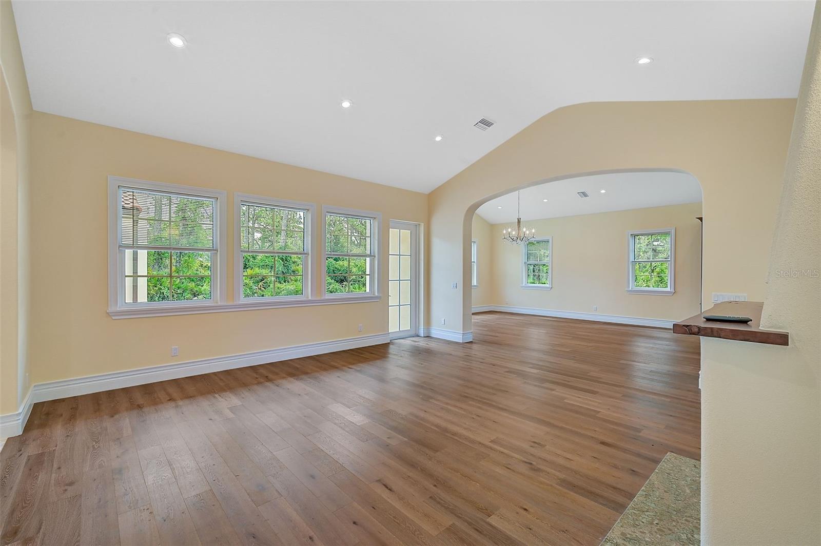 360 N POINT RD, OSPREY, FL, 34229