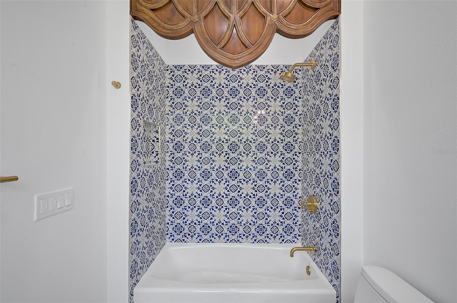 360 N POINT RD, OSPREY, FL, 34229