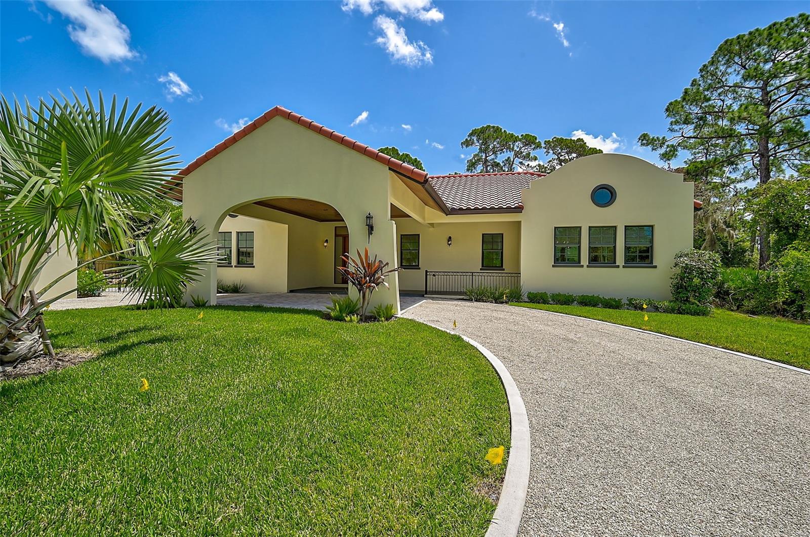 360 N POINT RD, OSPREY, FL, 34229