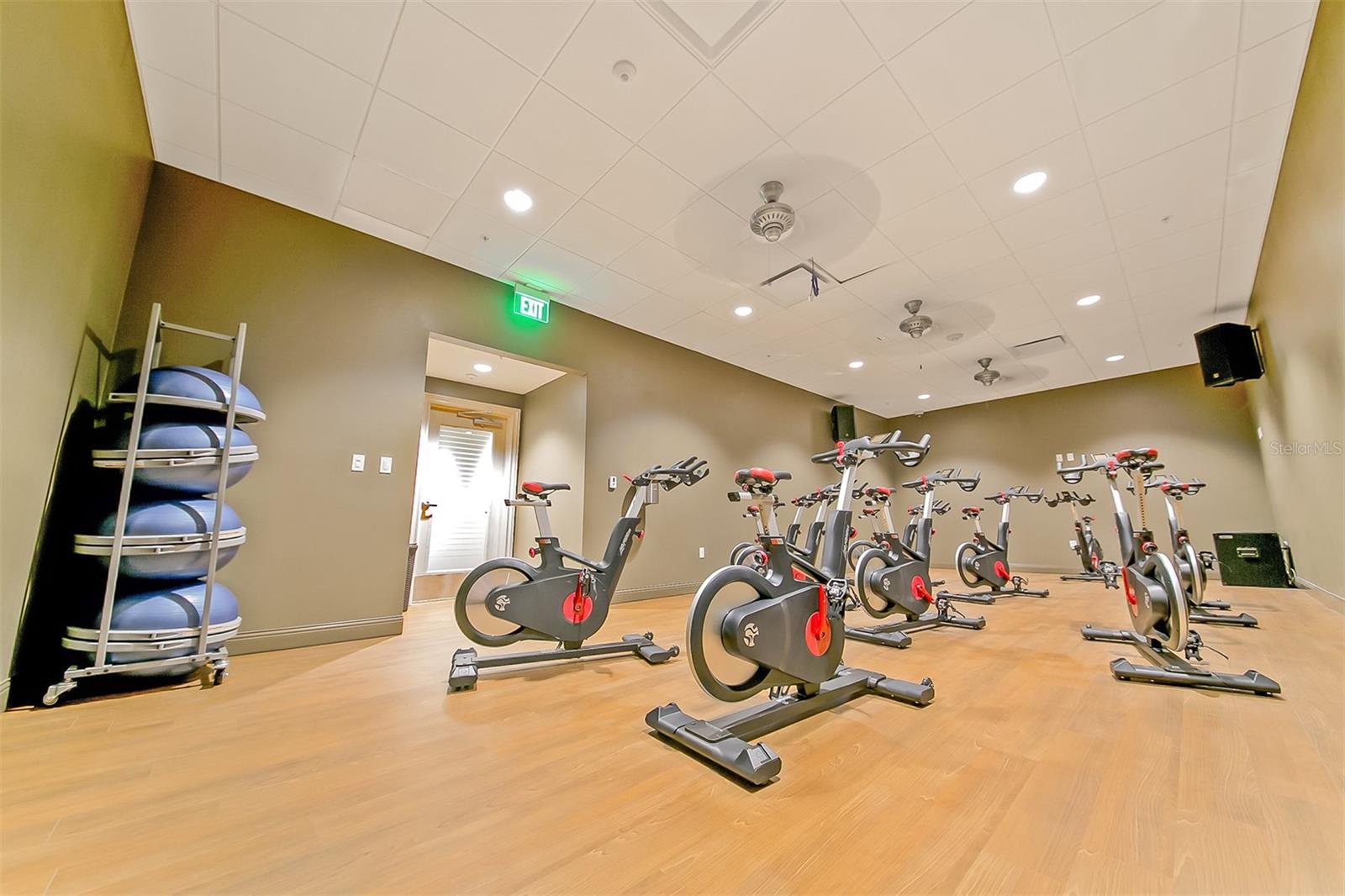 360 N POINT RD, OSPREY, FL, 34229