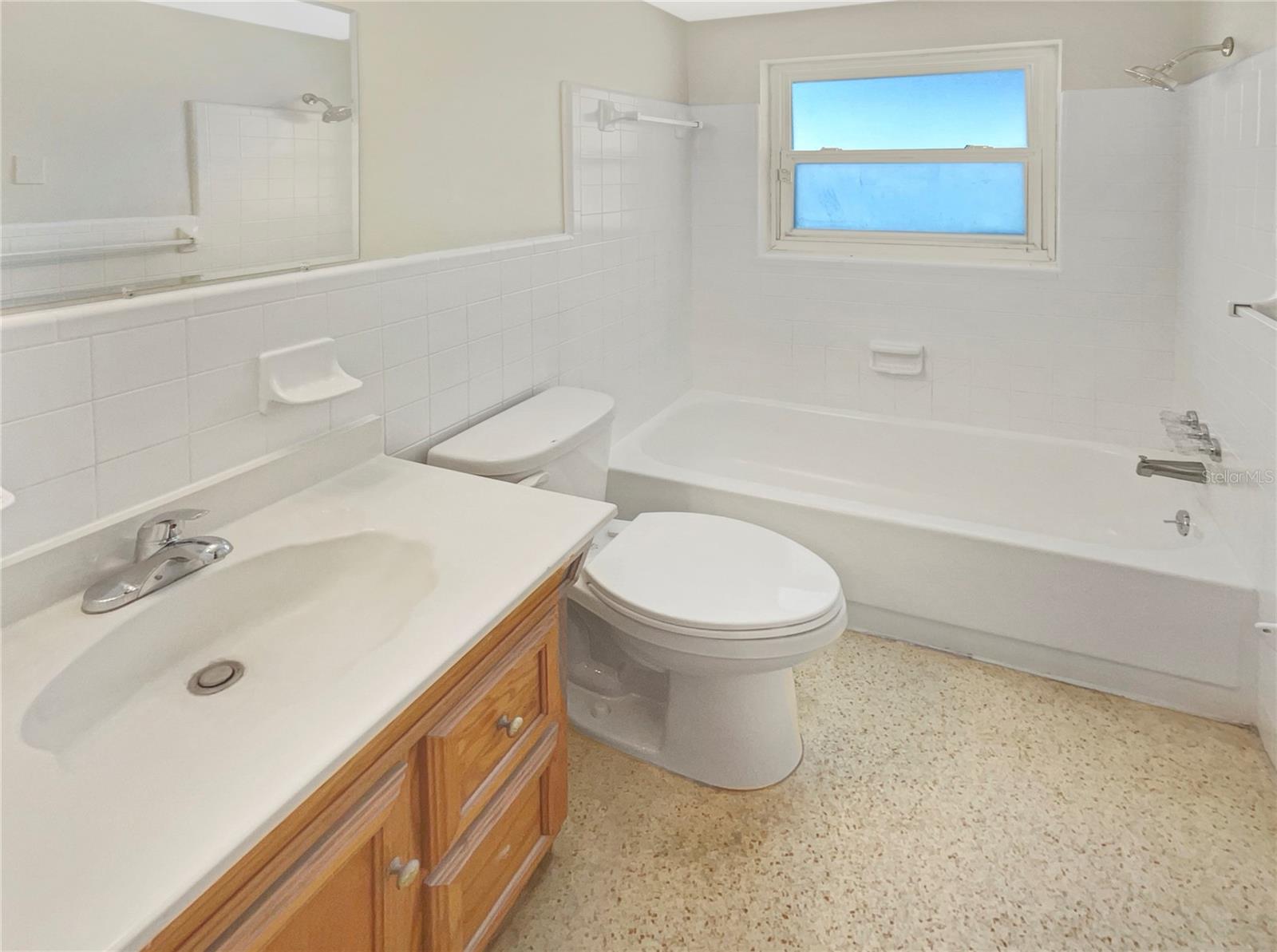 229 MAPLE AVE, PALM HARBOR, FL, 34684