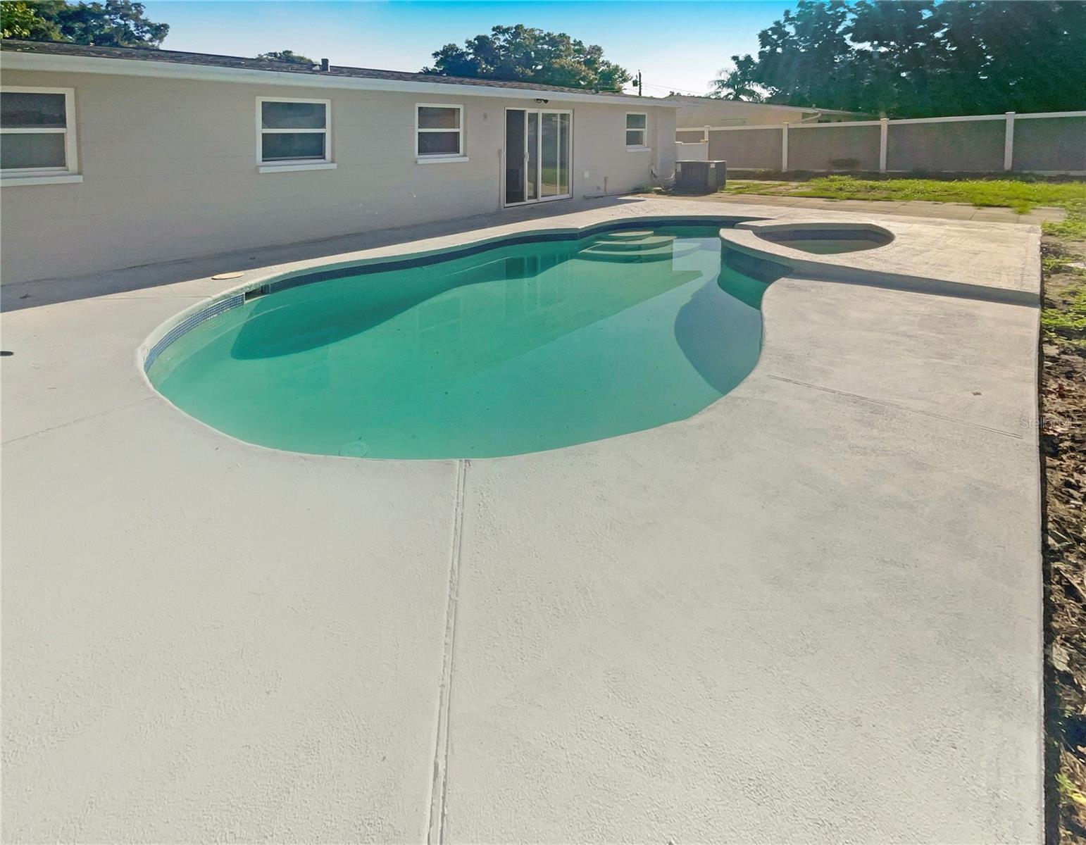 229 MAPLE AVE, PALM HARBOR, FL, 34684