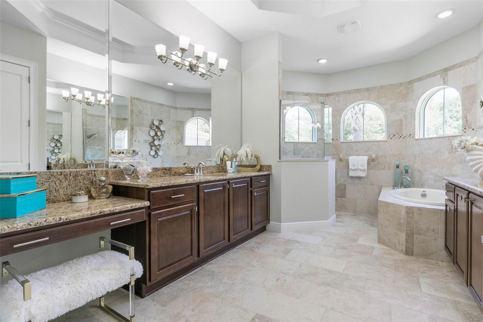 16 HAMMOCK BEACH PKWY, PALM COAST, FL, 32137