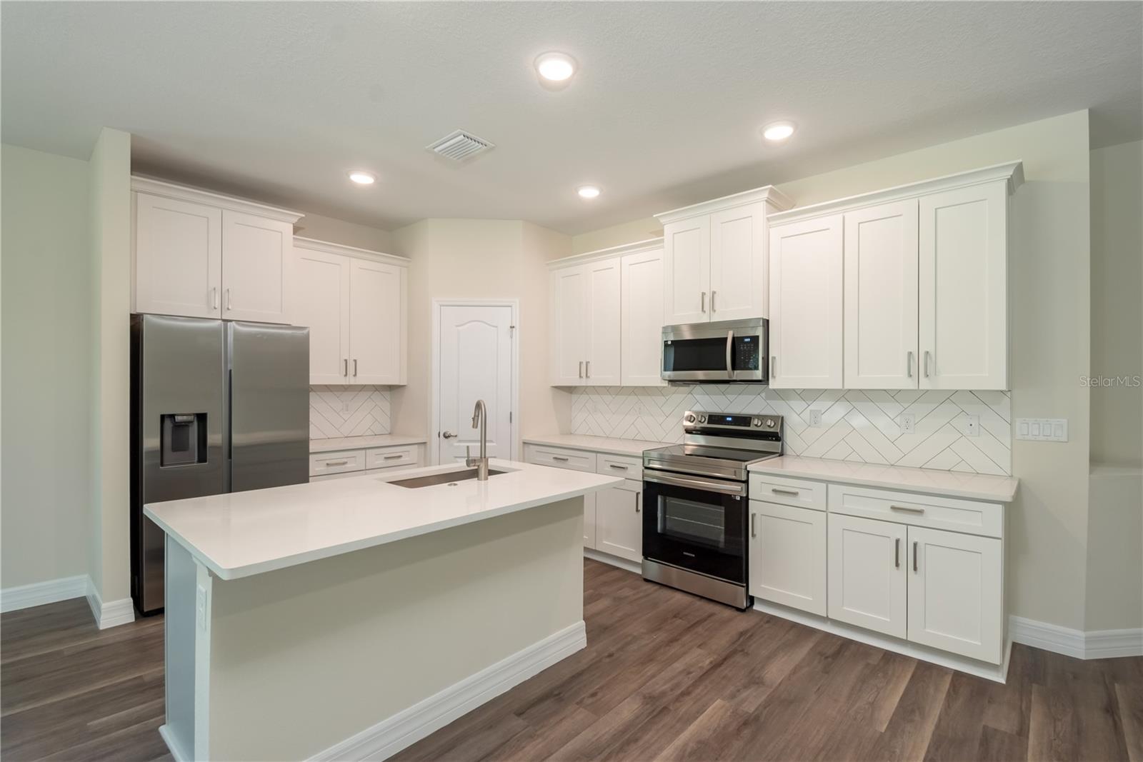34 DOGWOOD DR CRSE, OCALA, FL, 34472