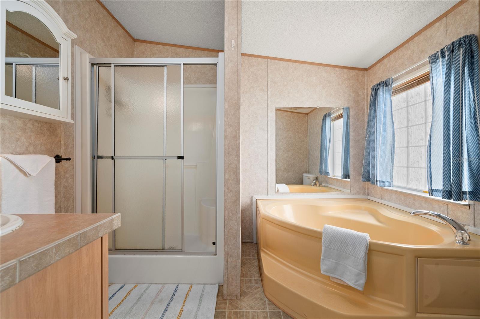 1000 KINGS HWY #103, PORT CHARLOTTE, FL, 33980