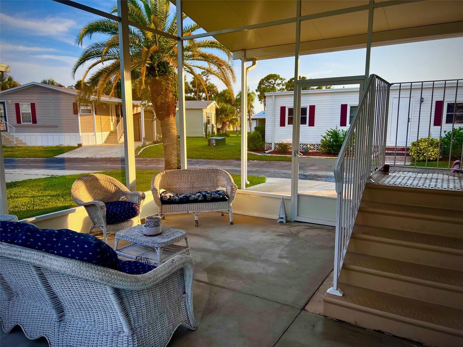1000 KINGS HWY #103, PORT CHARLOTTE, FL, 33980