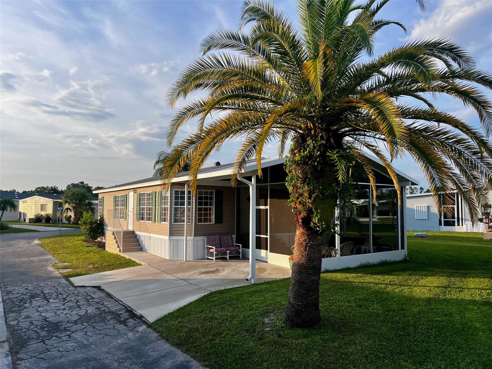 1000 KINGS HWY #103, PORT CHARLOTTE, FL, 33980