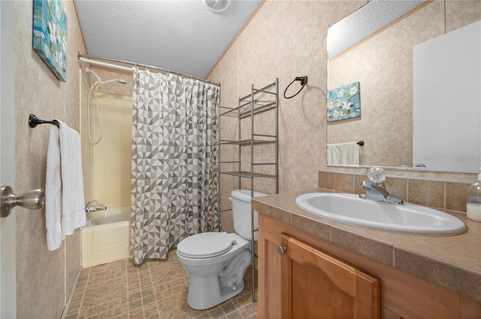 1000 KINGS HWY #103, PORT CHARLOTTE, FL, 33980