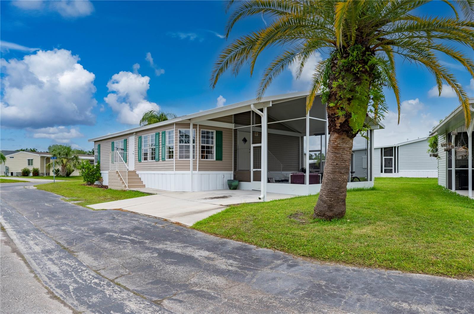 1000 KINGS HWY #103, PORT CHARLOTTE, FL, 33980