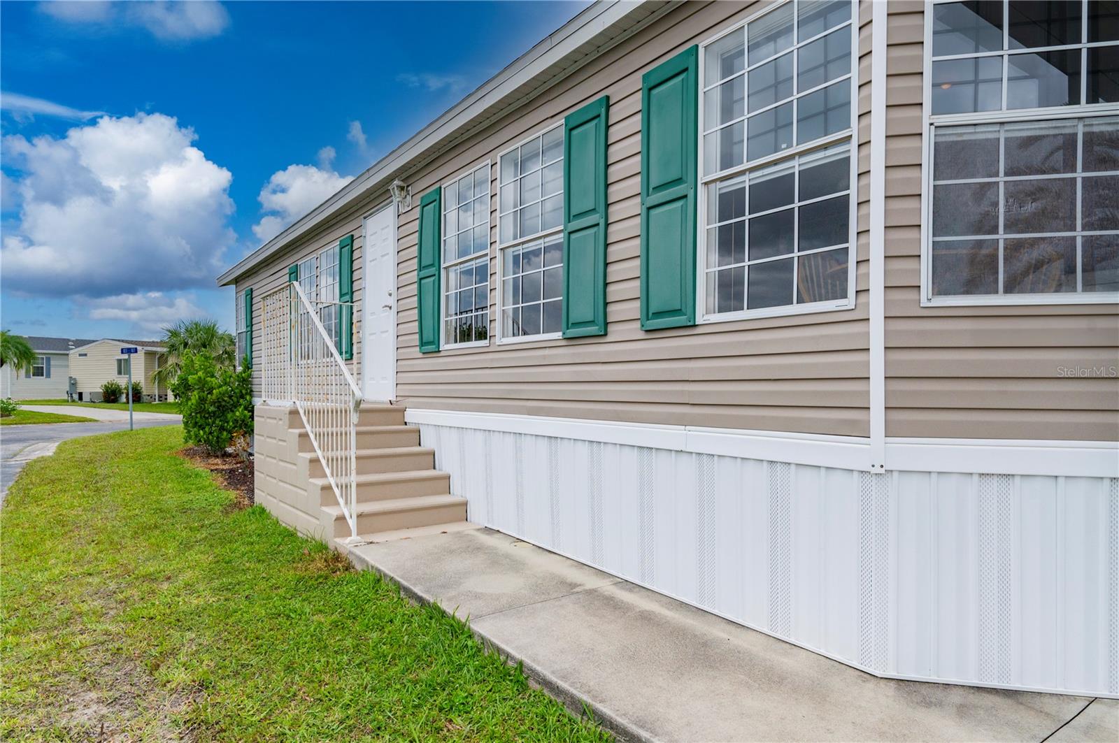 1000 KINGS HWY #103, PORT CHARLOTTE, FL, 33980