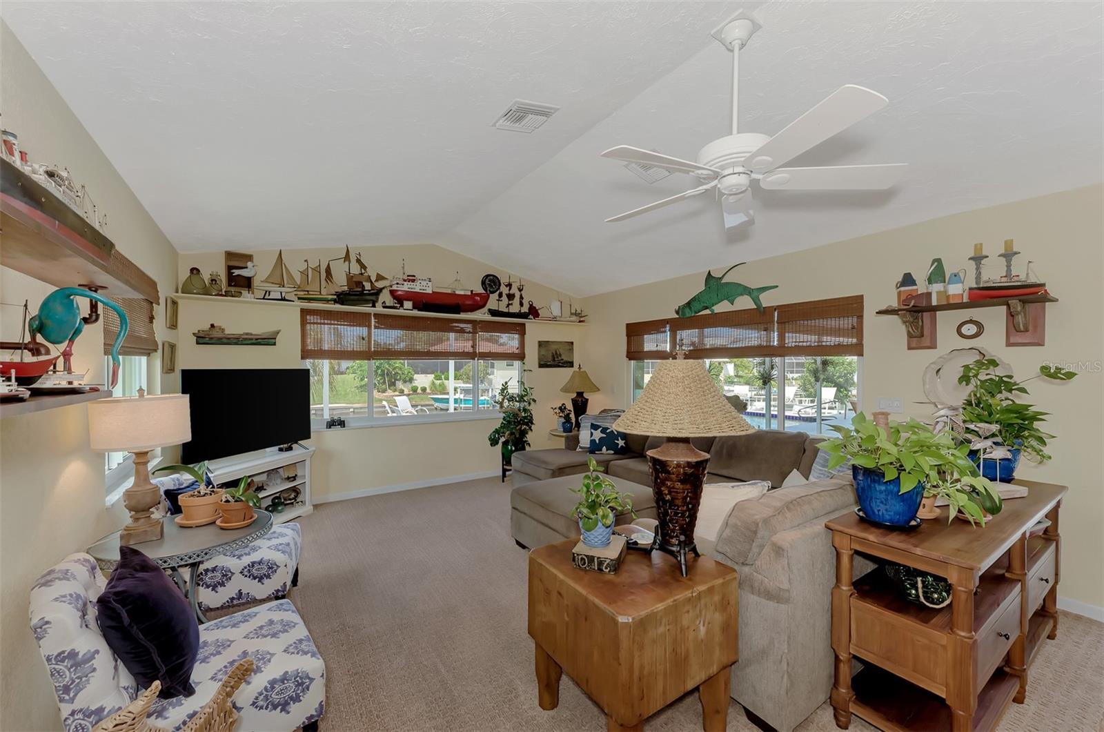 42 WATERFORD DR, ENGLEWOOD, FL, 34223
