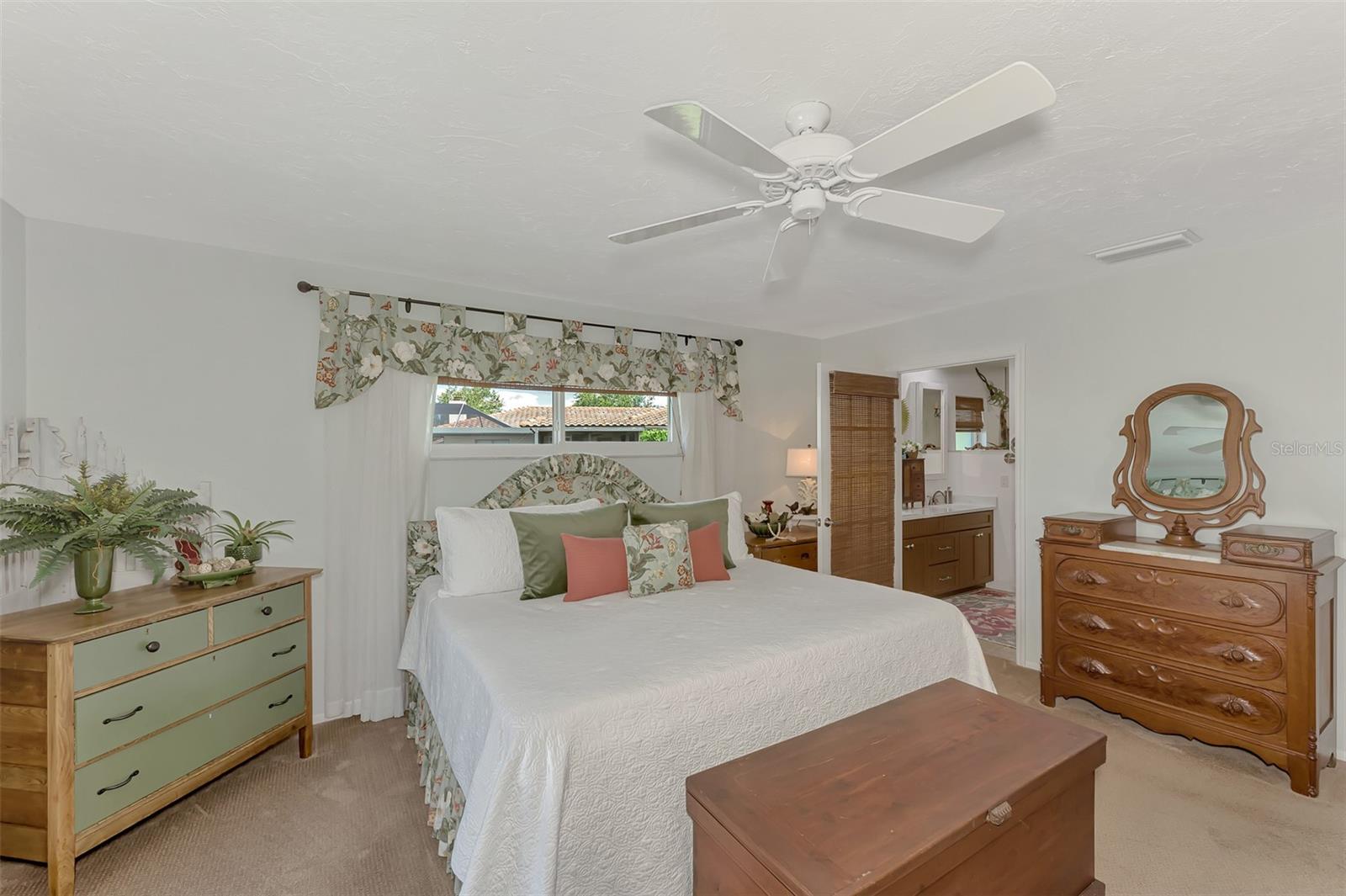 42 WATERFORD DR, ENGLEWOOD, FL, 34223