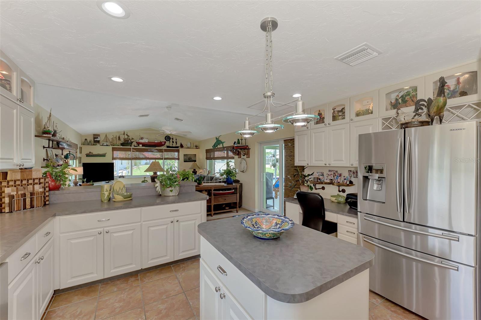 42 WATERFORD DR, ENGLEWOOD, FL, 34223