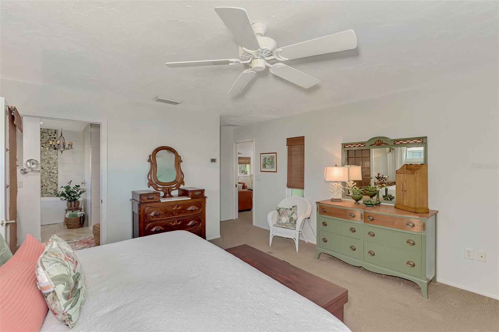 42 WATERFORD DR, ENGLEWOOD, FL, 34223