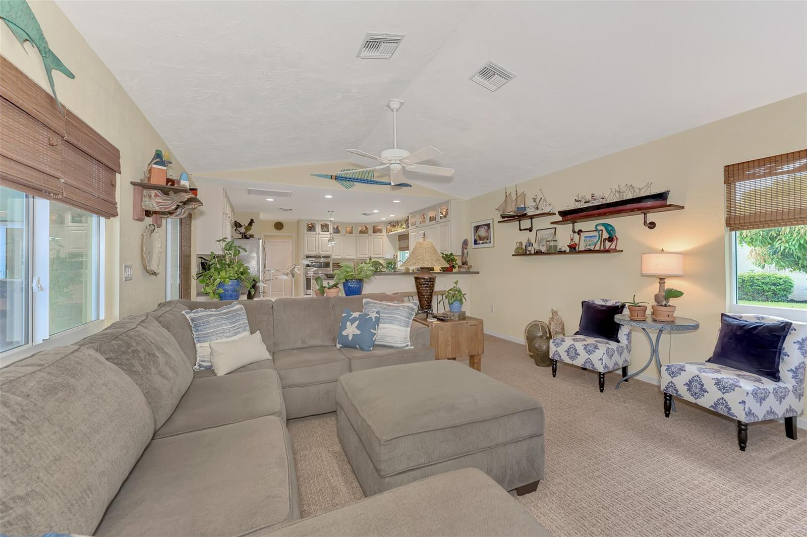 42 WATERFORD DR, ENGLEWOOD, FL, 34223