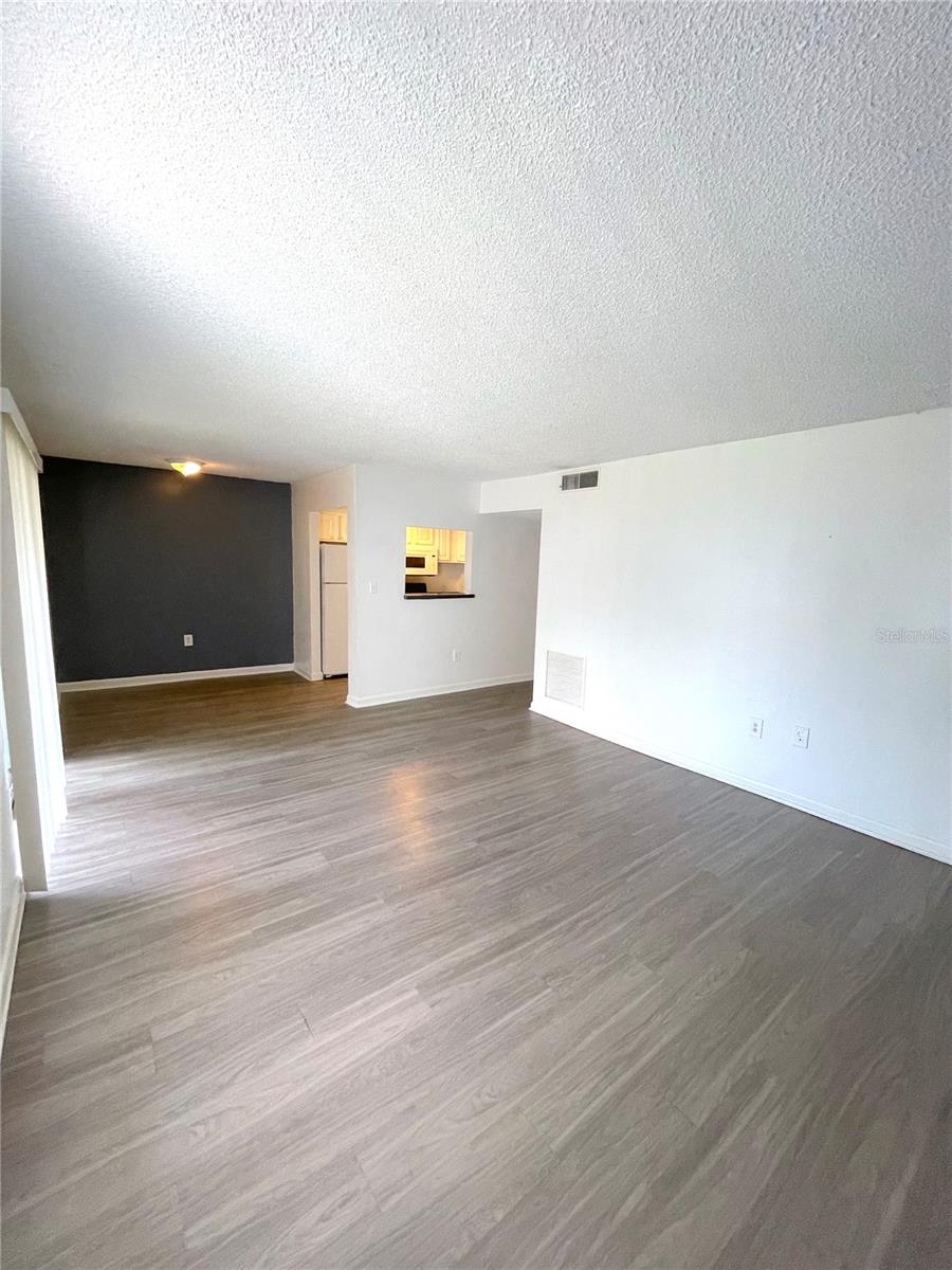 2557 N ALAFAYA TRL #111, ORLANDO, FL, 32826