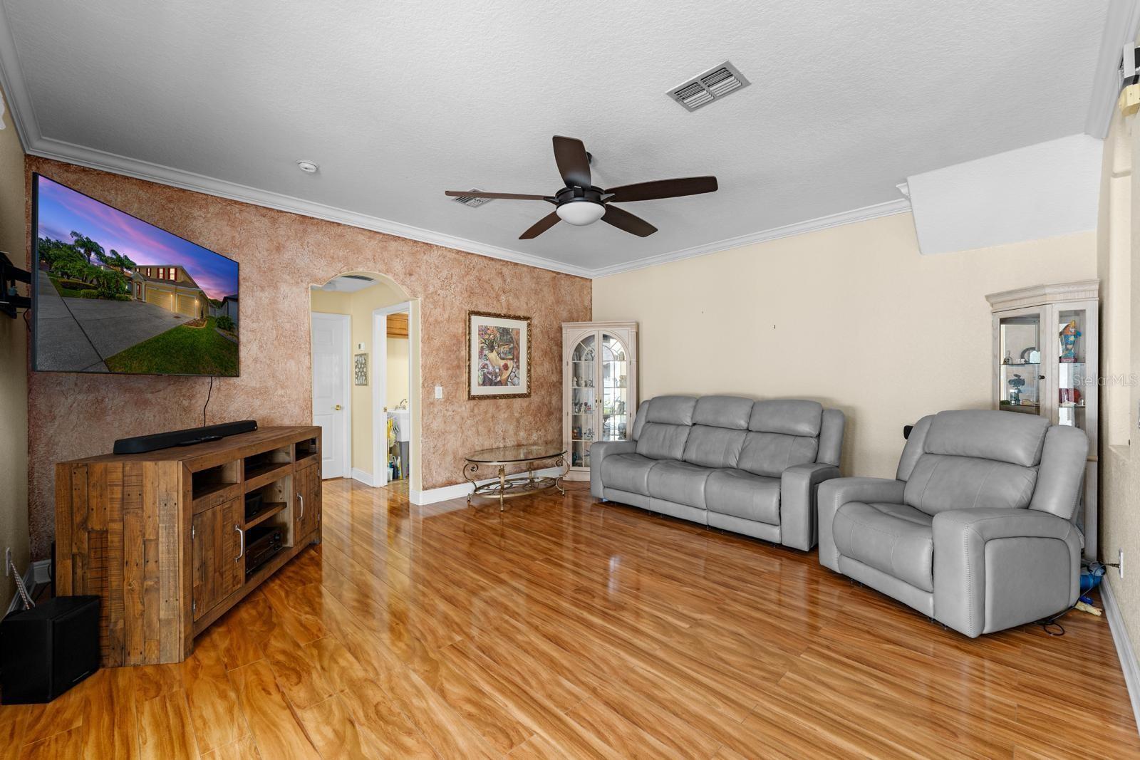 10648 WEEPING ELM BND, LAND O LAKES, FL, 34638