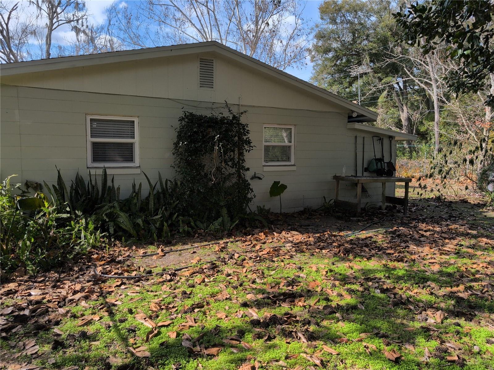 1105 NE 45 PL, OCALA, FL, 34479
