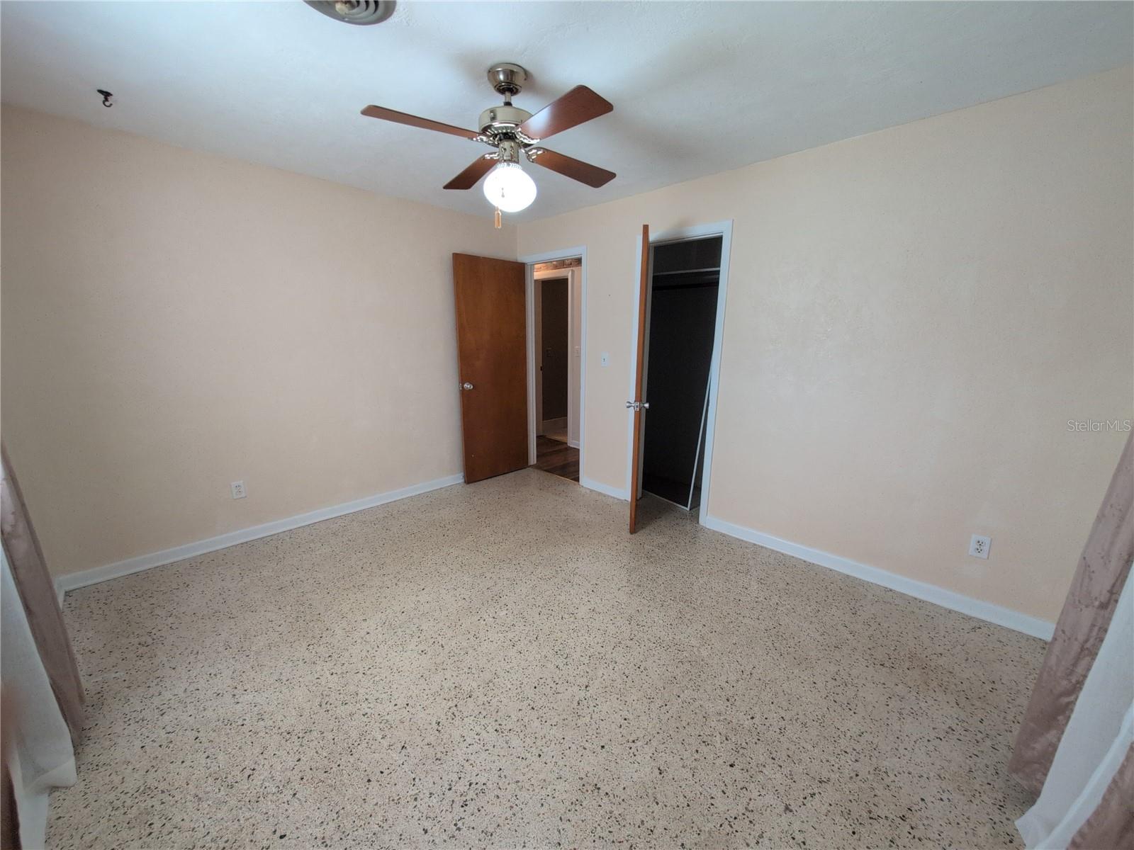 1105 NE 45 PL, OCALA, FL, 34479