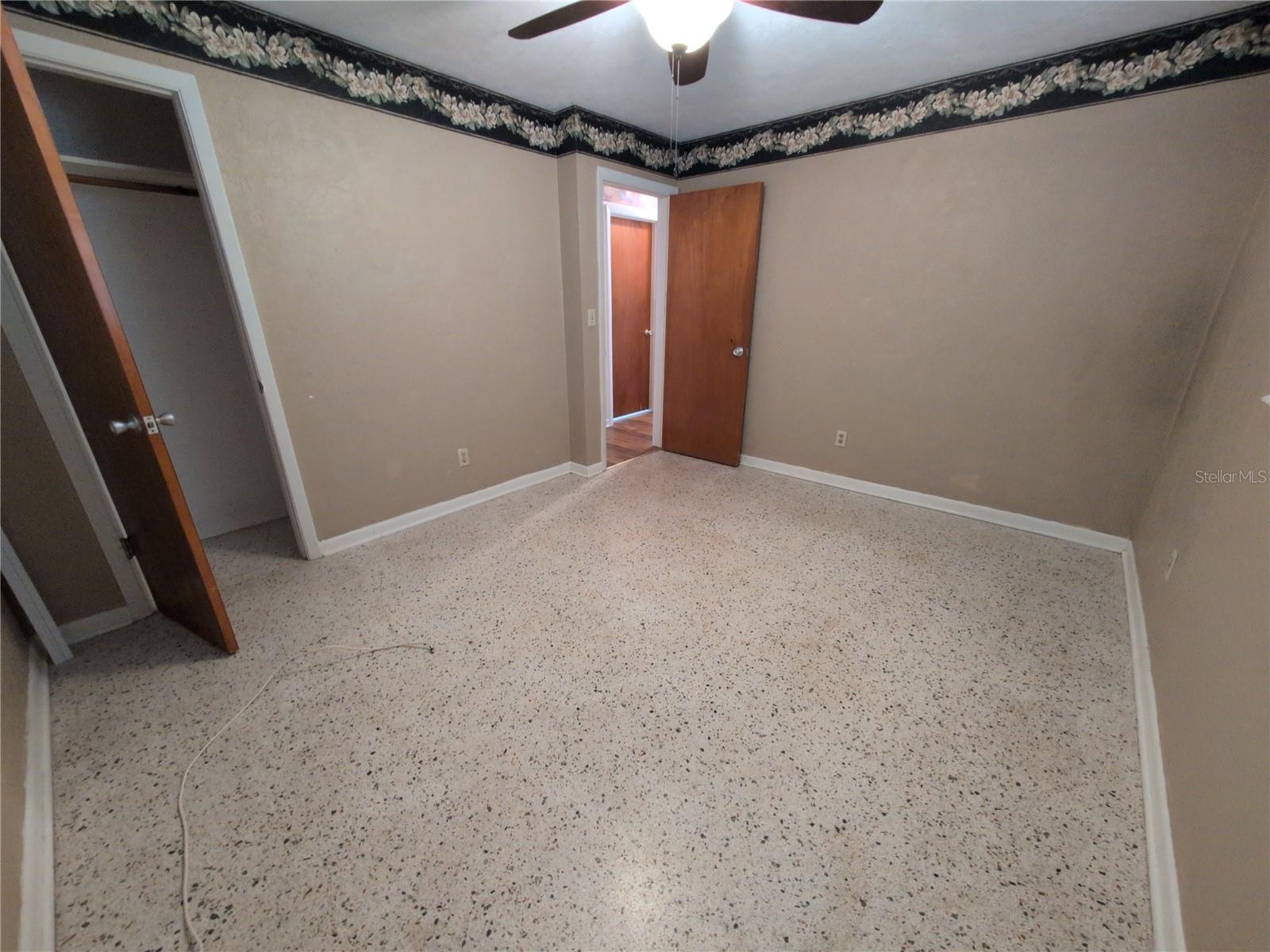 1105 NE 45 PL, OCALA, FL, 34479