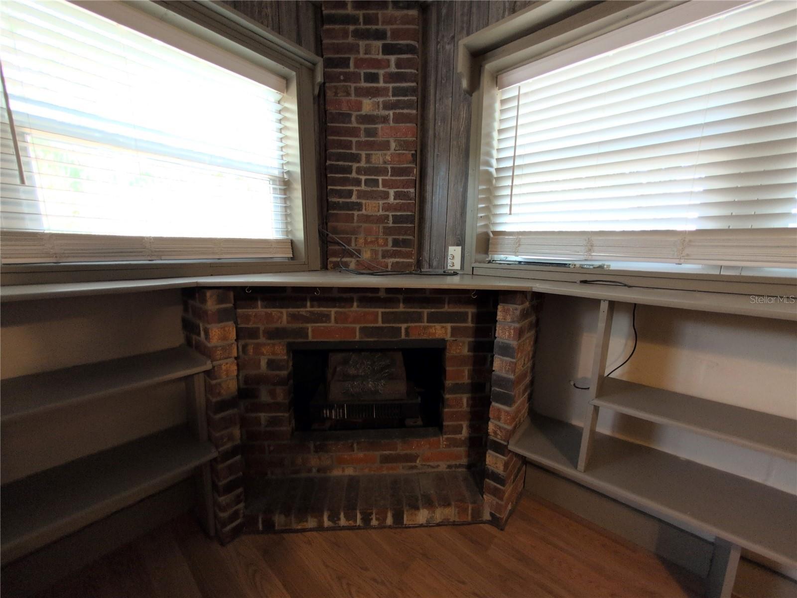 1105 NE 45 PL, OCALA, FL, 34479