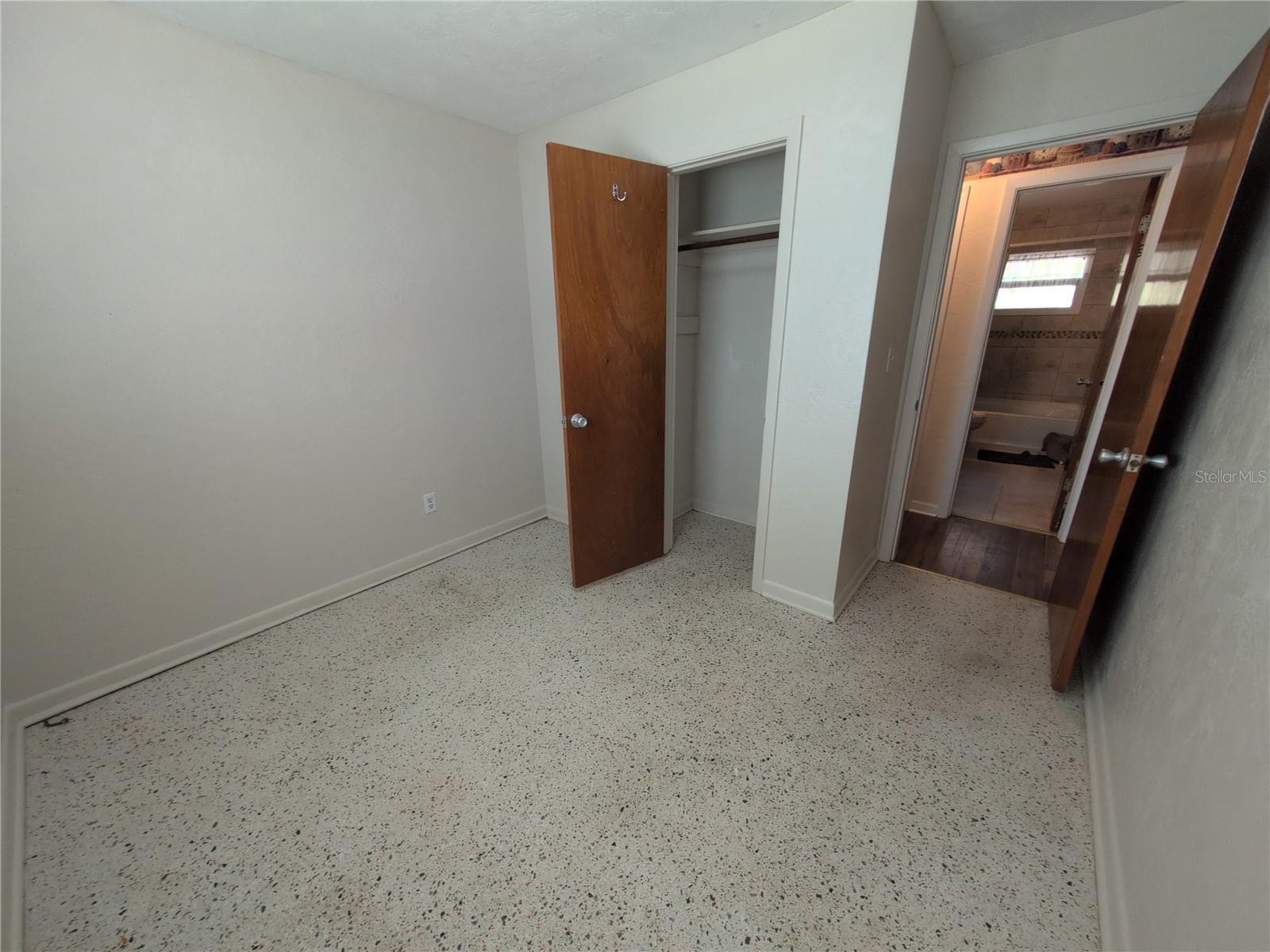 1105 NE 45 PL, OCALA, FL, 34479