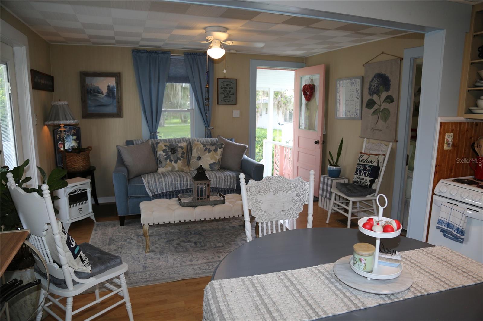 401 HUNTING LODGE DR, INVERNESS, FL, 34453