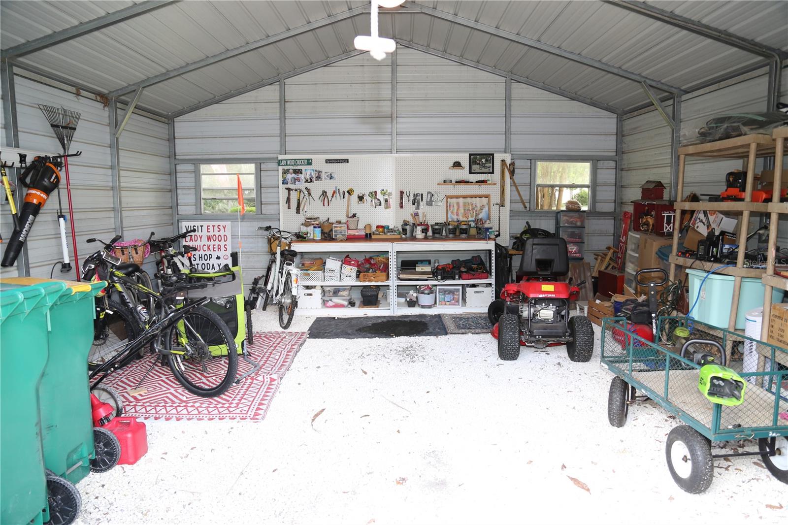 401 HUNTING LODGE DR, INVERNESS, FL, 34453