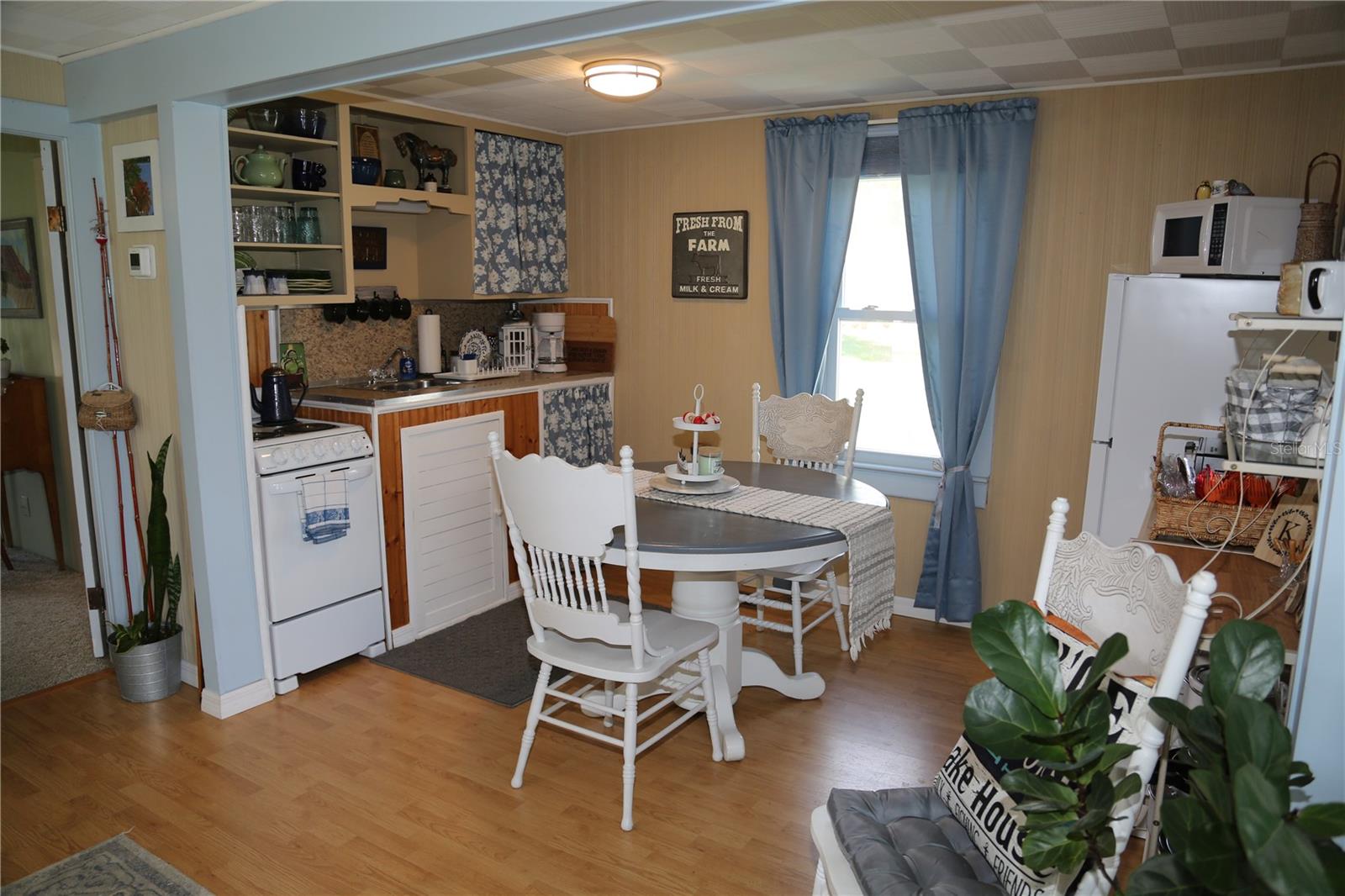 401 HUNTING LODGE DR, INVERNESS, FL, 34453