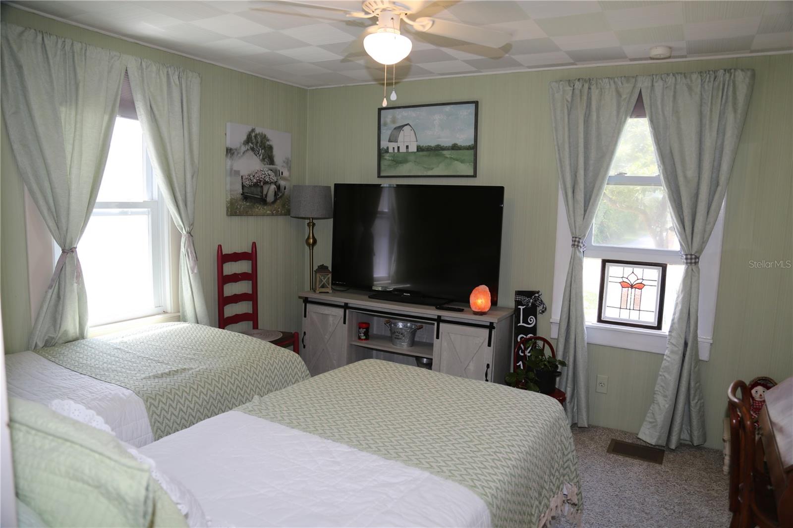401 HUNTING LODGE DR, INVERNESS, FL, 34453