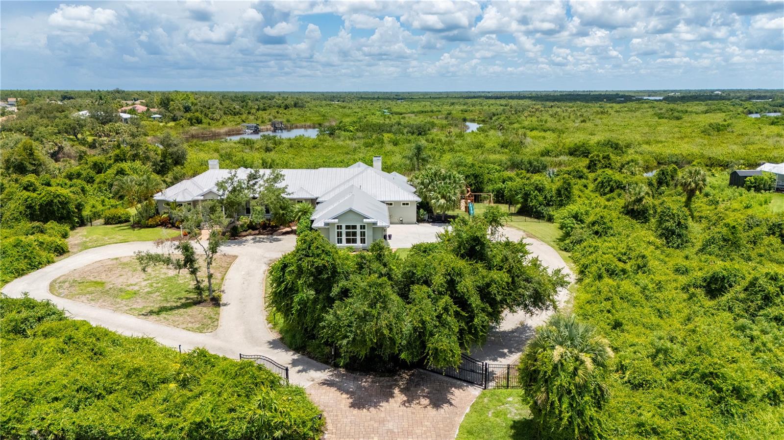 27320 EGRET PL, PUNTA GORDA, FL, 33983