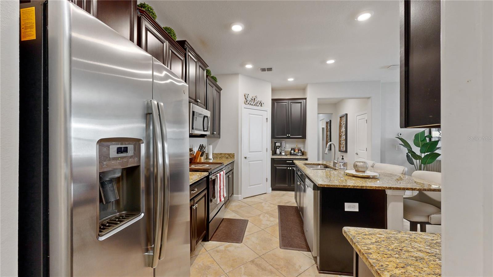 11875 SUNBURST MARBLE RD, RIVERVIEW, FL, 33579