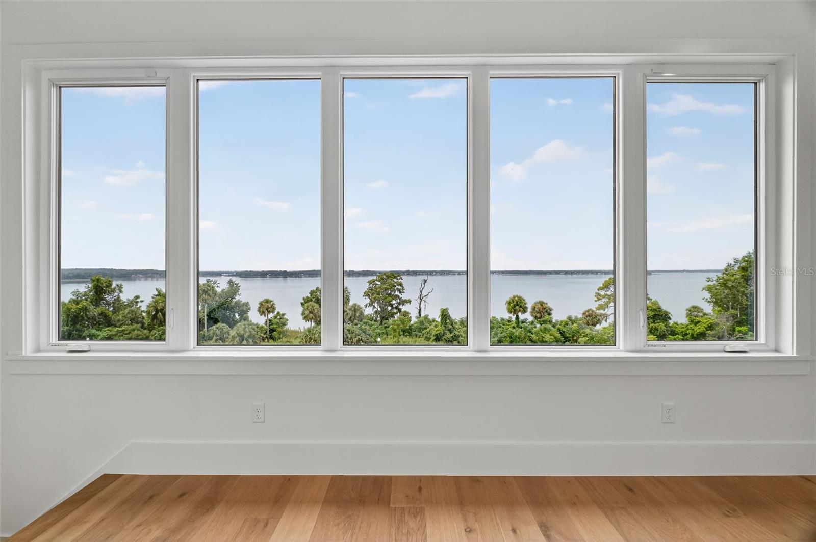 576 CASEY LOOP, MOUNT DORA, FL, 32757