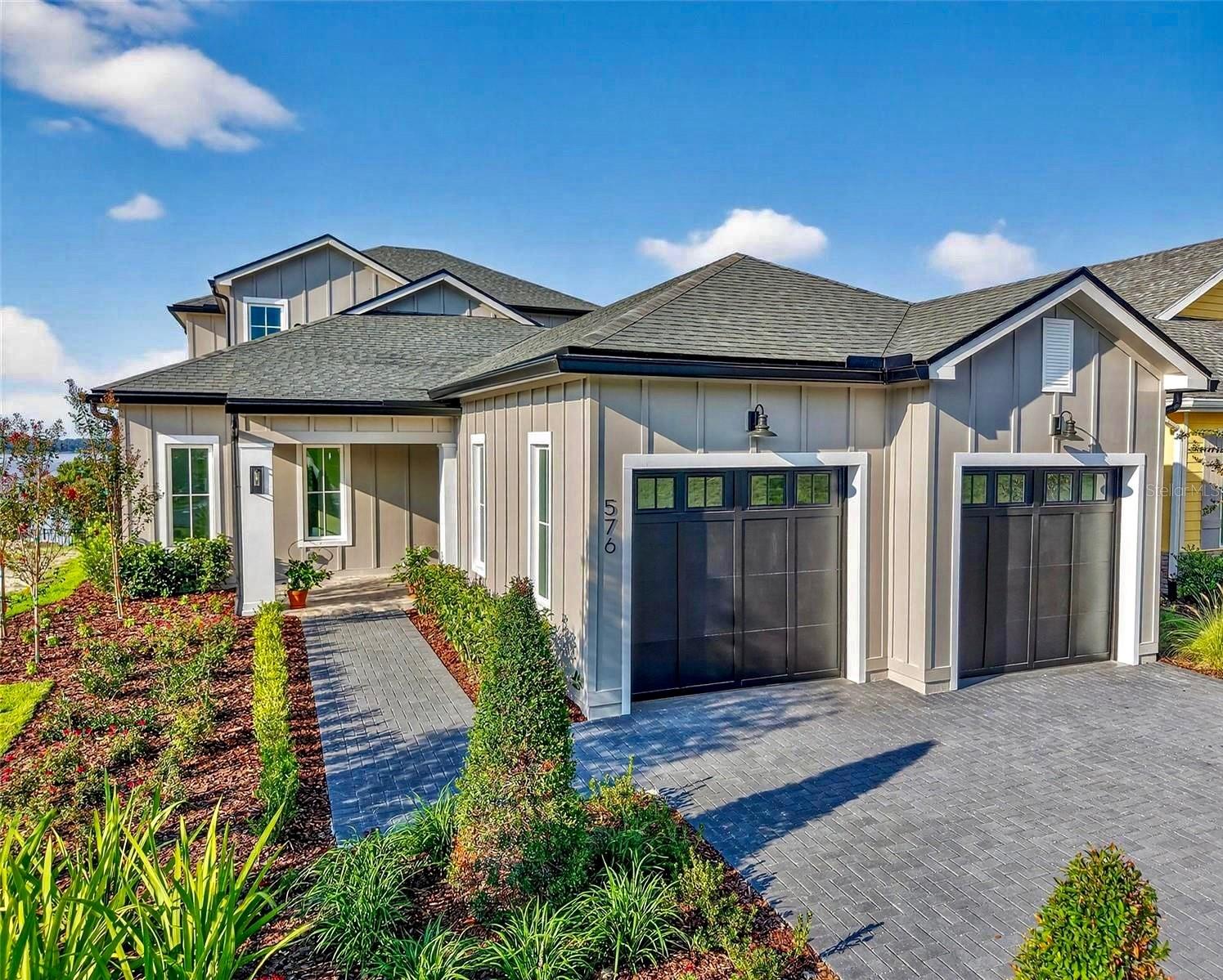 576 CASEY LOOP, MOUNT DORA, FL, 32757